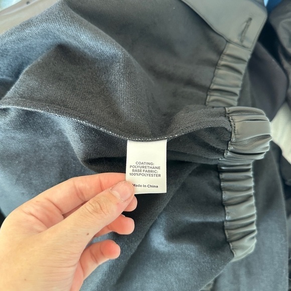 EVEREVE Nylah Black Vegan Leather Blazer Jacket Top With Suede Interior XS - Picture 6 of 9